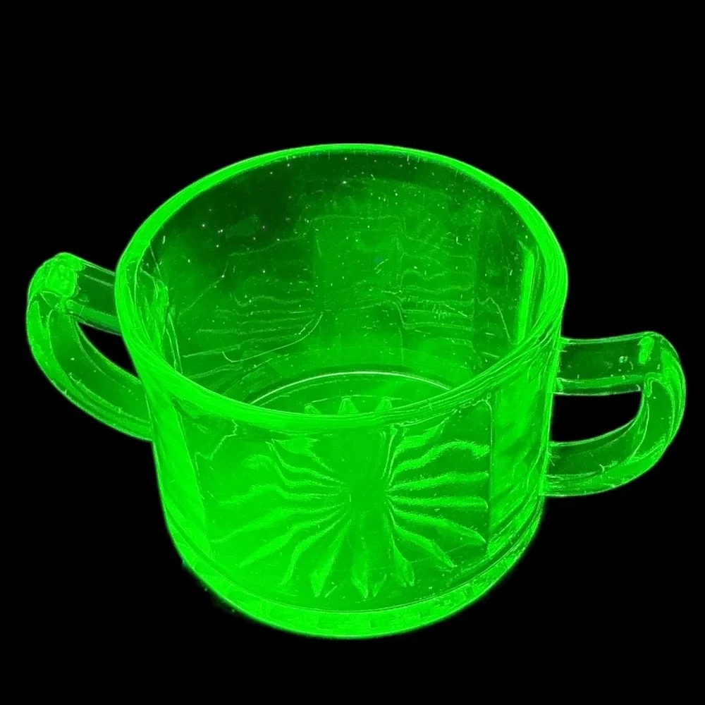 Vaseline Uranium Glass‎ Sugar Bowl Depression Era Green Glow Double Handle